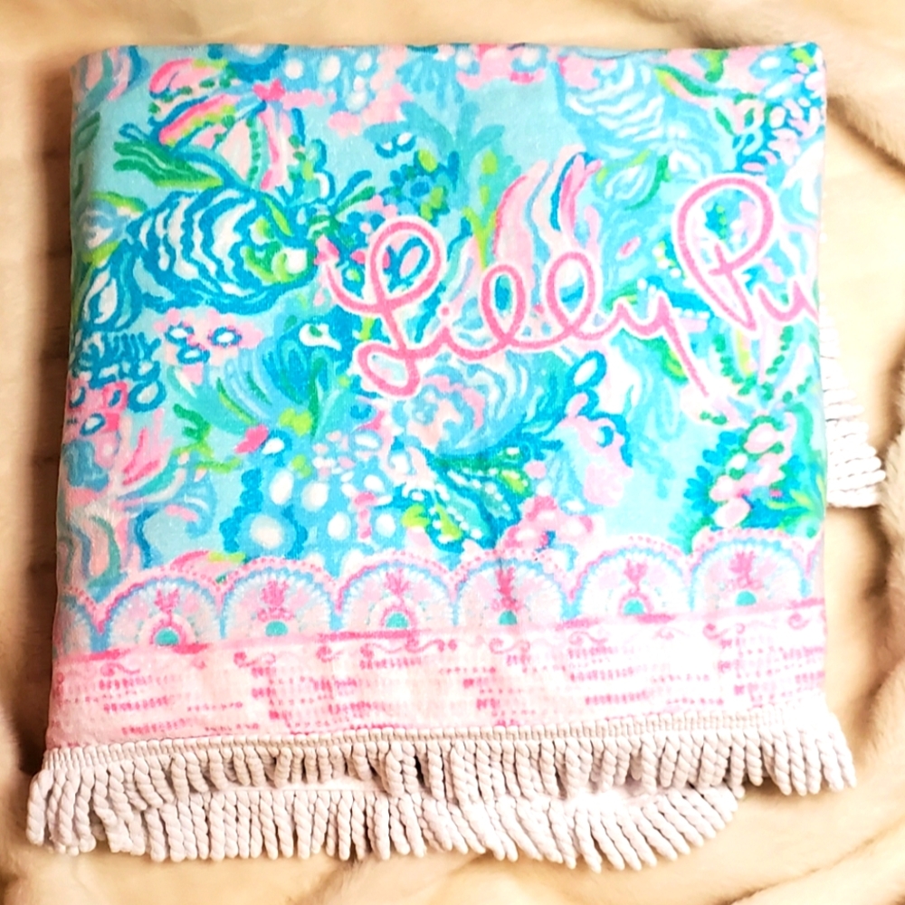 Lilly Pulitzer Oversized Beach Blanket - Aqua La Vista